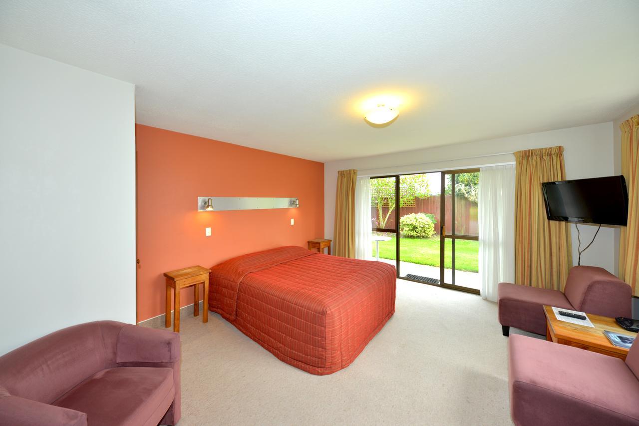 Middlepark Motel Christchurch Exterior photo