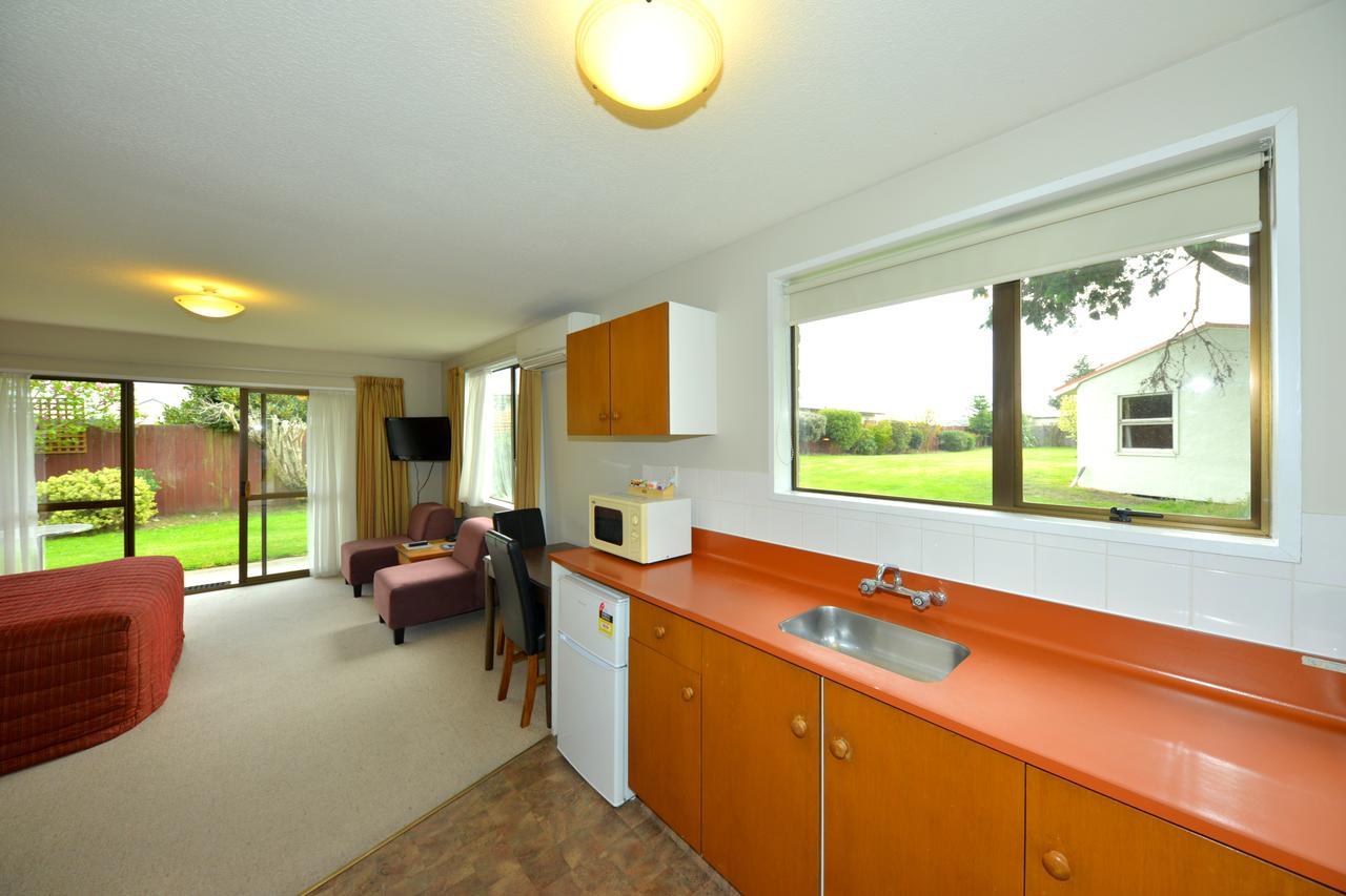 Middlepark Motel Christchurch Exterior photo